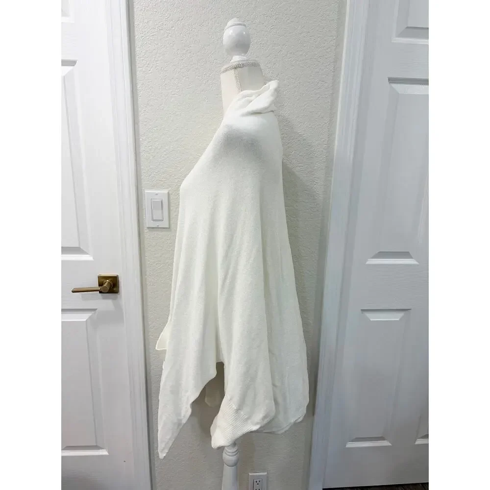 Barefoot Dreams Cozychic Ultra Lite Blanket Wrap